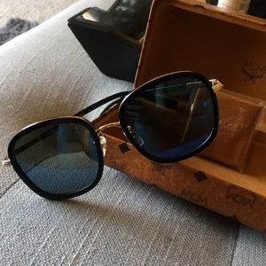 MCM sun glasses